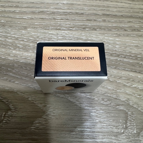 Makeup bundle - Picture 16 of 16